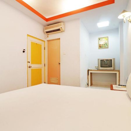 Mutiara Sari Hotel Makassar Exterior foto