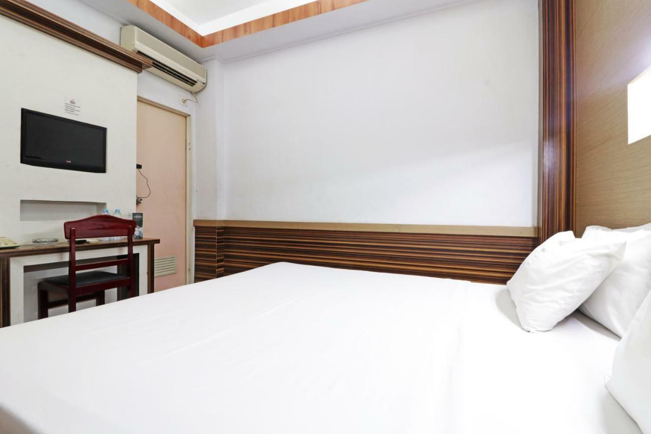 Mutiara Sari Hotel Makassar Exterior foto