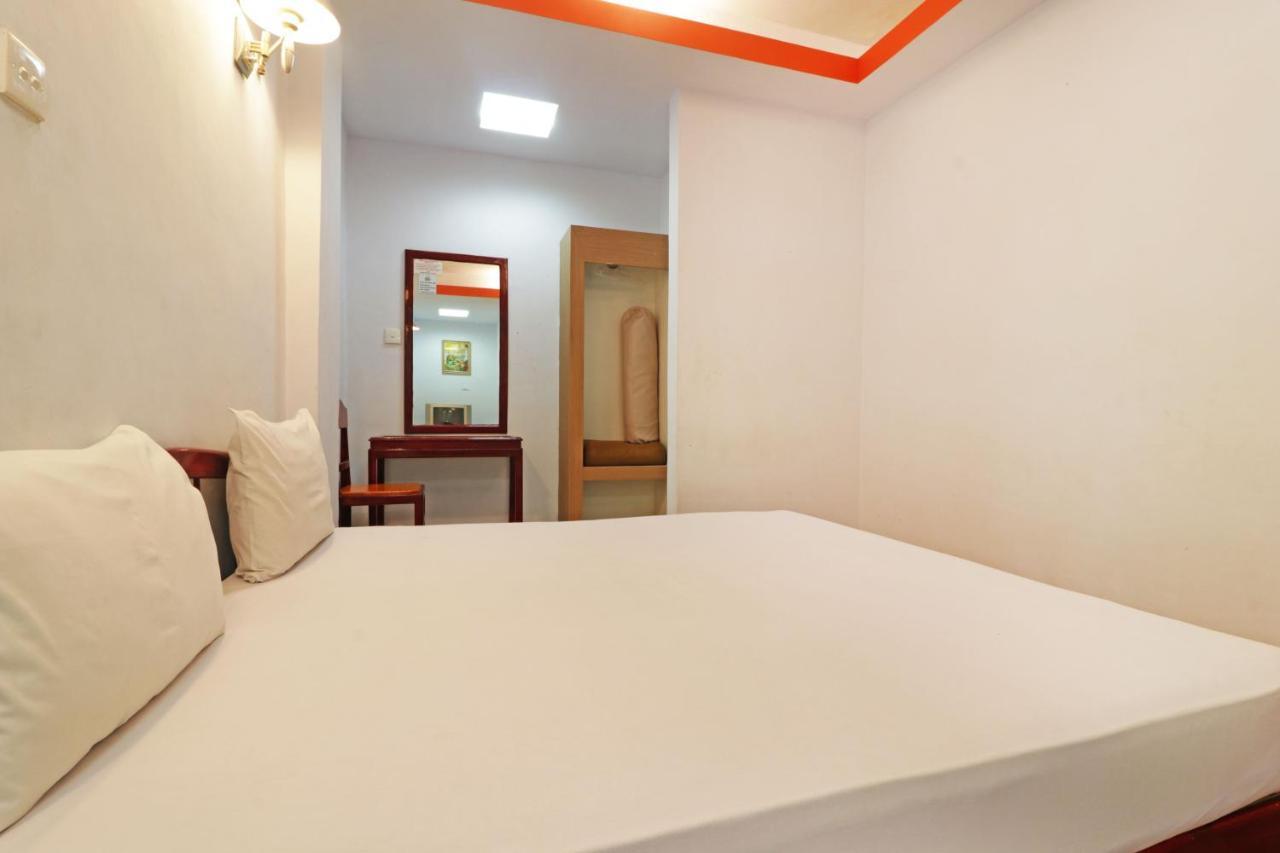 Mutiara Sari Hotel Makassar Exterior foto